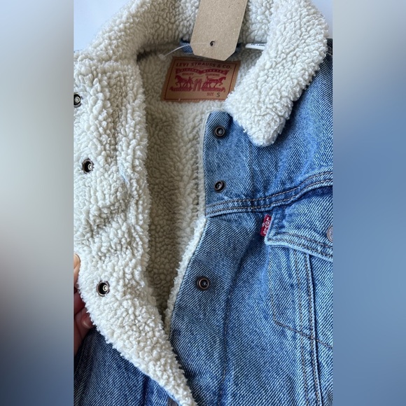 NWT Levi Strauss & Co Denim Blue Jean Sherpa Lined Original Trucker Jacket Small - Picture 5 of 9